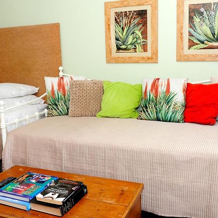 Oliveroom Self Catering And B&B Durban Chambre photo